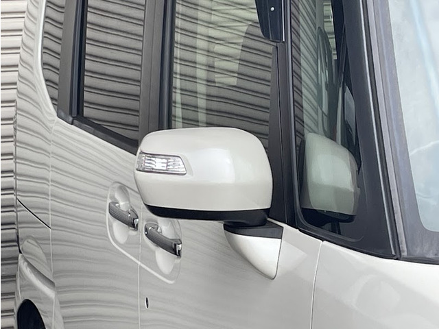 ホンダ N-BOXカスタム G Lパッケージ 車検2年付き の中古車詳細