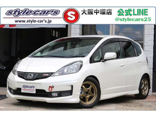フィット 1.5 RS 柿本マフラー・テイン車高調・社外アルミ