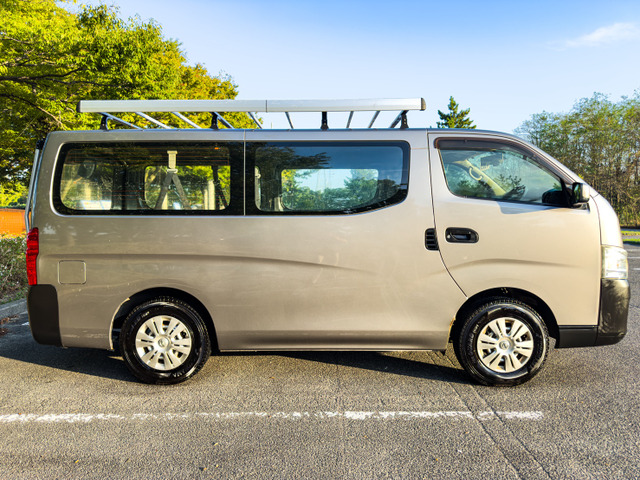 日産 NV350キャラバン 2.5 DX ロング ディーゼル 4WD ETC 地デジTV