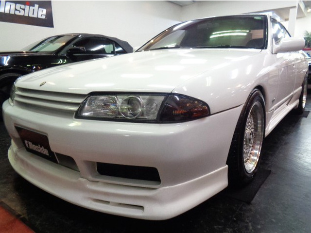 スカイライン 2.0 GTS-t R32GTR仕様エアロ4Dセダンボディ