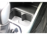 アラウンドビューモニター装備で駐車も楽々です。バックソナーも装備です。