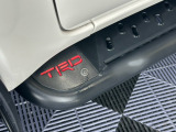 【TRDサイドステップ】装備。