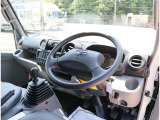 ★装備:VSC 車線逸脱警報 プリクラッシュセーフティー(PCS) カラーバックカメラ LEDヘッドライト スペアキー2個 Bluetooth付ラジオ★