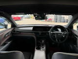 クラウンクロスオーバー 2.5 G アドバンスト レザー パッケージ E-Four 4WD 