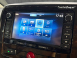 【純正ナビゲーション】フルセグ、CD・DVD再生、Bluetoothオーディオなど使用可能です。