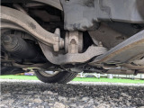 リアよりの車両下アングルです。