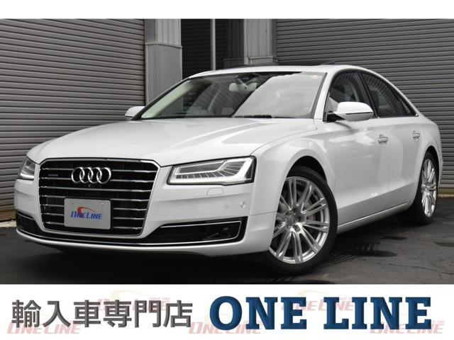 A8 4.0 TFSI クワトロ 4WD デザインセレクション ナイトビジョン