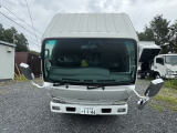 キャビン屋根:キャビン屋根に目立つ傷や凹凸無しです。比較的状態の良いキャビンになります。サイドミラーは便利なオートタイプです。 〇栃木県栃木市〇トラックダンプ専門『ハイトレーディング』