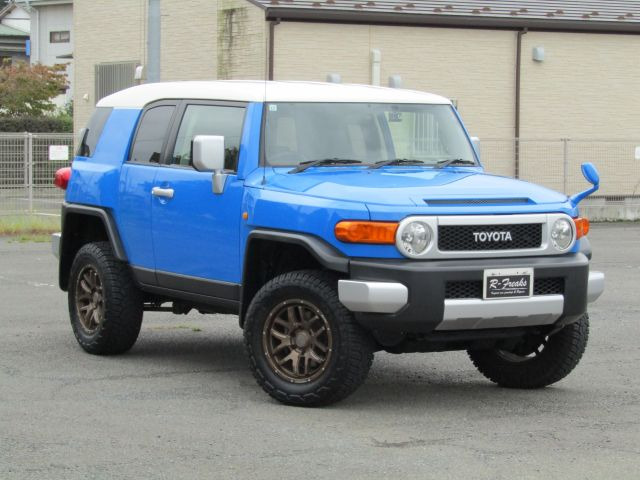 トヨタ FJクルーザー 