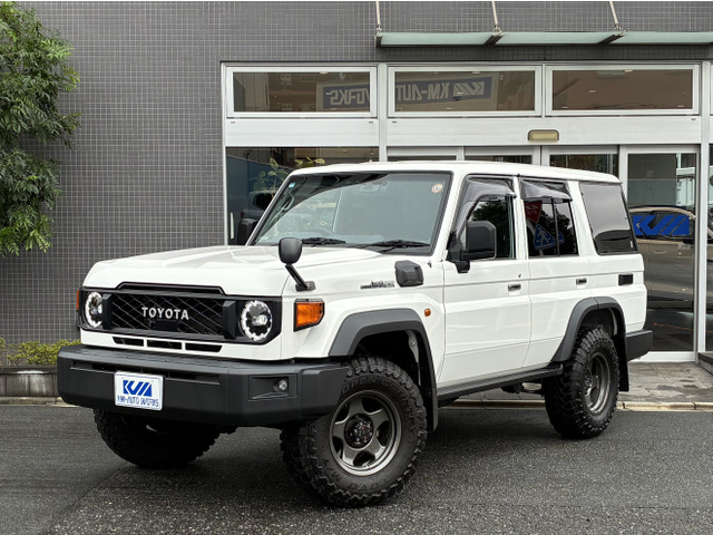 トヨタ ランドクルーザー70 