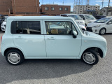 自動車保険もご相談ください。当店は三井住友海上、あいおいニッセイ同和損保の代理店です。保険担当が万一の際は連携を取って迅速にご対応致します。代車・レンタカーもご用意できますのでご安心ください。