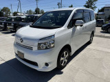 ヴォクシー 2.0 トランスX 4WD キーレス 両側電動スライドドア