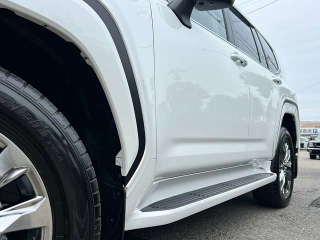 トヨタ ランドクルーザー300 3.5 ZX 4WD ワンオーナー車 電動リアデフ
