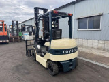 トヨタL&F 電動フォークリフト 20053