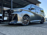 ヴェルファイア ハイブリッド 2.5 Z プレミア E-Four 4WD 登録済み未使用車 屋内保管...