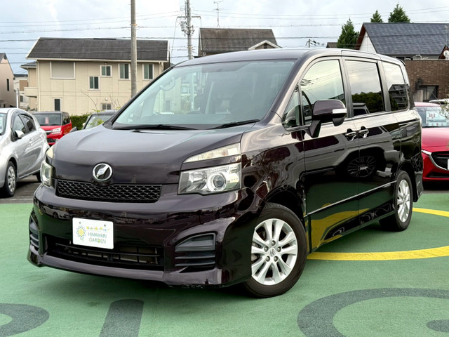 ヴォクシー 2.0 Z 禁煙車/後席モニター/ETC/Bカメラ