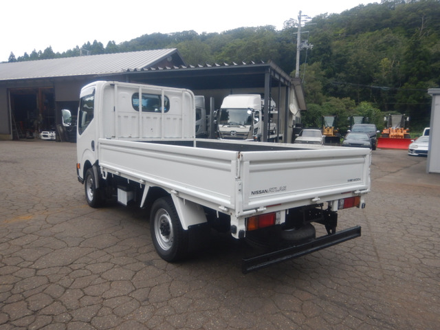 日産 アトラス 平ボデー 4WD 走行6万km 5速MT の中古車詳細 (64,000km