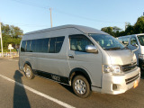 ハイエースコミューター 2.5 GL ディーゼル 4WD 10人乗り4WDスライドドアリアヒーター
