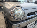 LEDバルブに交換しているので明るく光り安全面もUP!納車時にはヘッドライトをポリッシュ&コーティングして御納車いたします!
