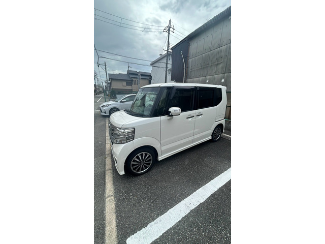 ホンダ N-BOXカスタム 