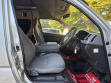 買ったばかりの愛車、ずっときれいにしていたいですよね!ご購入いただいたお車を綺麗な状態に保てるよう、コーティングなどのオプションもご用意しております。詳しくは店舗までお問い合わせください♪
