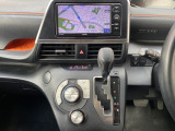 インパネAT車!サイドブレーキはフットタイプで便利!オートエアコンですのでとても簡単で快適に過ごせます!その他オプションも可能ですのでお気軽にご相談下さい!お問い合わせお待ちしています!