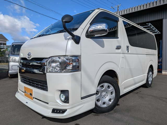トヨタ ハイエースバン 