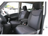 ☆★一期一会の出会い☆★ 中古車は世界にたった一台だけの「一品もの」です。写真では伝えきれない質感やエンジンの鼓動をぜひ、見て触れて体感してください♪運命の一台との出会いを心から応援しております♪