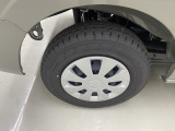 【全国納車OK】 現車をご覧になれないお客様でも、安心してお車をご購入いただける環境を整えております。 色々な角度から撮影したたくさんの画像など豊富な資料送りいたしております。