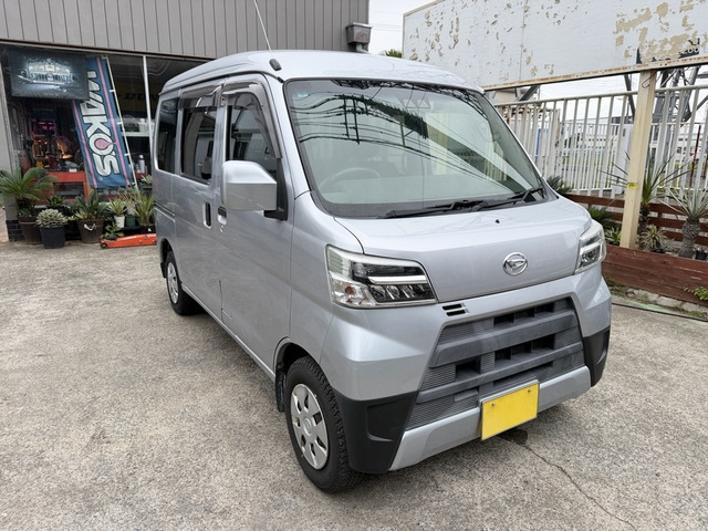 ダイハツ ハイゼットカーゴ 