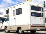 ディーゼル車と違い規制もなくキャンプ場を選ばない♪ガソリン車!!!