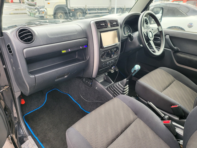 スズキ ジムニー XC 4WD 5速MT ターボ の中古車詳細 (69,000km