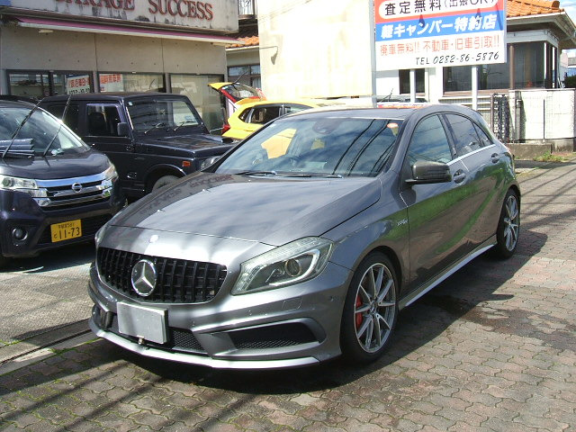 Aクラス AMG A45 4マチック 4WD