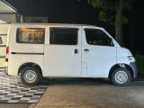【ガラスコーティング】 当社では【ボディーガラスコーティング】も施工可能です!お車の艶が出て汚れにくく、お手入れも楽ちんです!お気軽にスタッフまでお尋ね下さい!