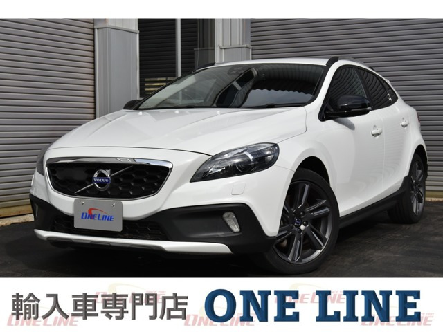 V40クロスカントリー T5 AWD SE 4WD ブラックレザーシート バックカメラ ナビ