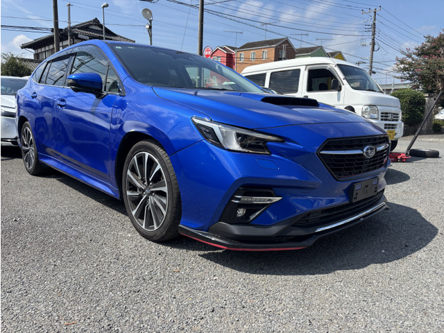 レヴォーグ 2.4 STI スポーツR EX 4WD 後期型 距離2万キロ代 全周囲カメラ