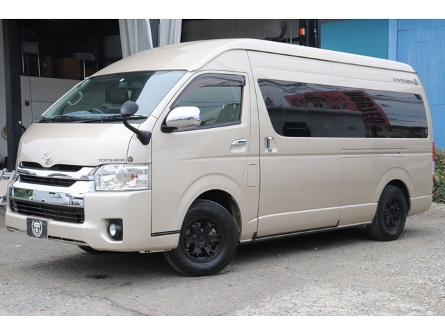 ハイエースバン キャンピング トイズボックス 4WD FFヒーター