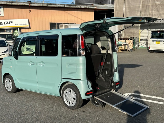 スペーシア ハイブリッド(HYBRID) X ウィズ 車いす移動車 リアシート付 福祉車両 車...