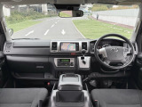 そう考えるとスーパーGLもいっか!ってなりません?運転席と助手席がしっかり独立してるから、それぞれ前後に動かしたりフルフラットにできたりするのがグッド!DXとは違います。DXもいい車ですけどね!!
