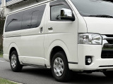 外装細かく見ていきます!ハイエースのホワイト系には070パールと、こちらの058ホワイトがあって、パールの方が人気はあるけど、058も締まっててカッコいい!「パールやだ!」って人も結構いますからね。