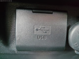 通信/充電用USBポート☆