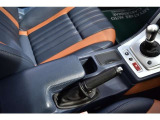 【何でもご相談下さい】当社スタッフは全員自動車業界20年以上勤務のプロです。安心してどの様な事でもご相談ください。必ずどの様な事でも、お客様に一番良い解決策をご提案致します♪