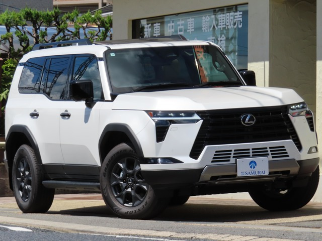GX 550 オーバートレイルプラス 4WD 1オーナーユーザー様買取禁煙車 DIM