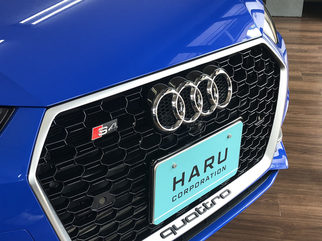 アウディ S4アバント 3.0 4WD ノガロブルー/13台限定生産車/B&O の中古