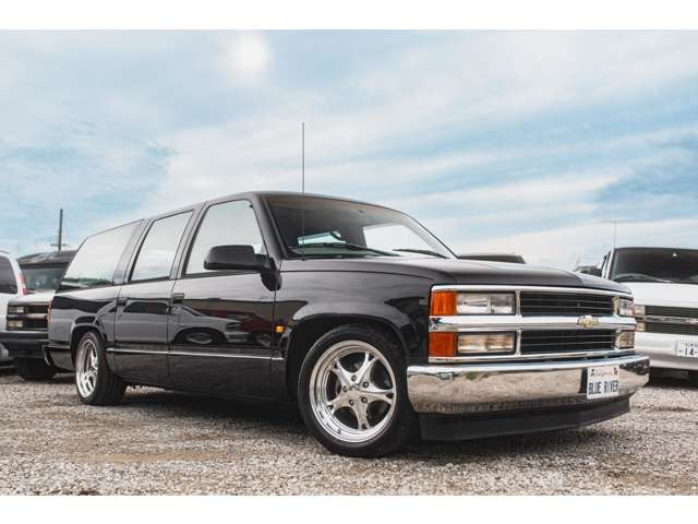 シボレー サバーバン 1500 LS 5.7 V8 97年式 新車並行 TBIエンジン の