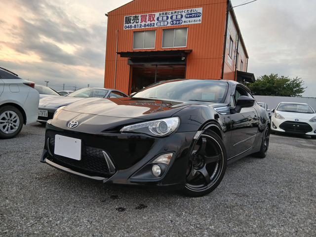 86 2.0 GT リミテッド BLITZ車高調 フジツボマフラー