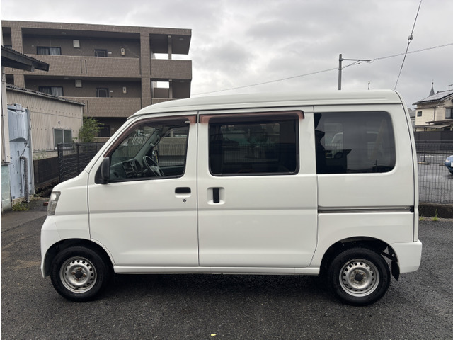 ハイゼットカーゴ 4WD 車検令和10年3月まで　現状販売で修理は必要です ダイハツ ハイゼットカーゴ デラックス ハイルーフ 4WD 車検令和10年10
