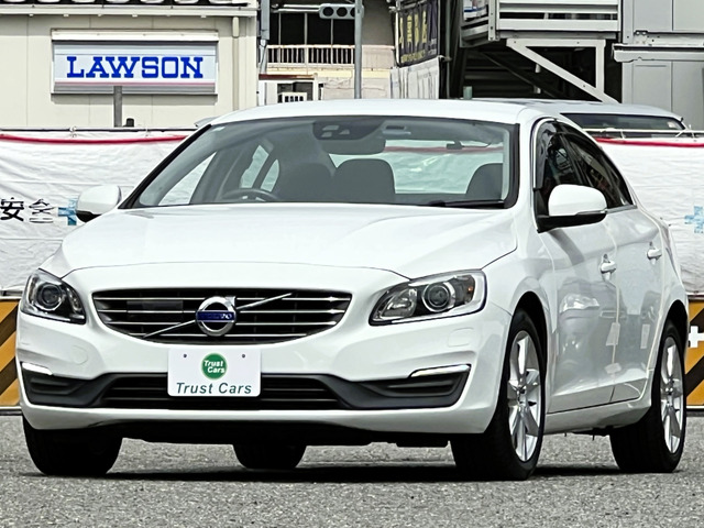 S60 D4 SE ディーゼル