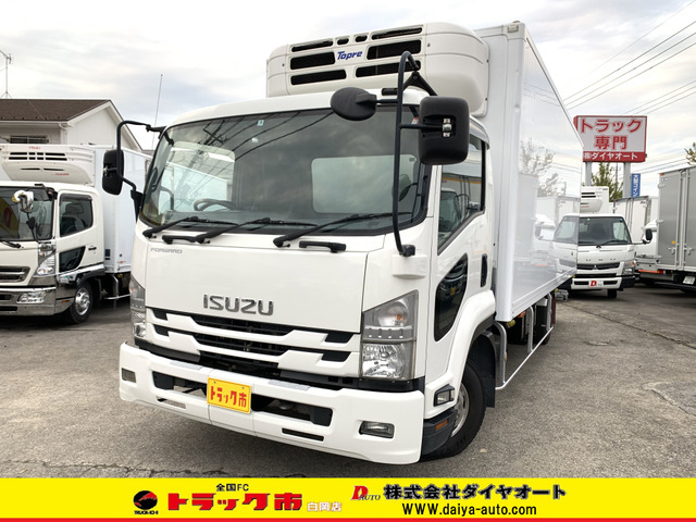 フォワード 冷蔵冷凍車 格納ゲート付きワイドロング冷凍車
