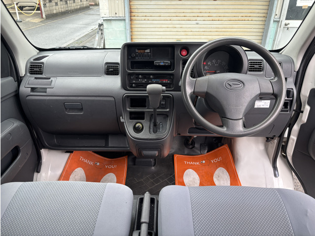 ダイハツ ハイゼットカーゴ デラックス ハイルーフ 4WD 車検令和10年10